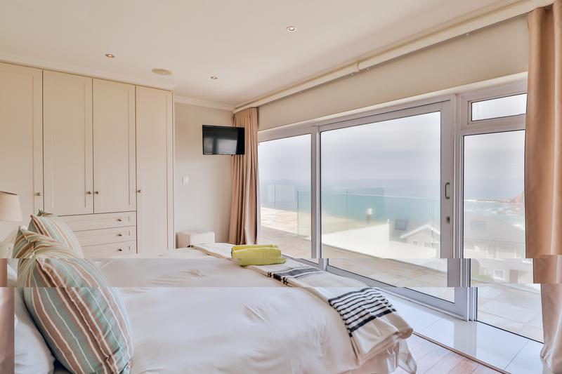 To Let 5 Bedroom Property for Rent in Pinnacle Point Golf Estate Western Cape